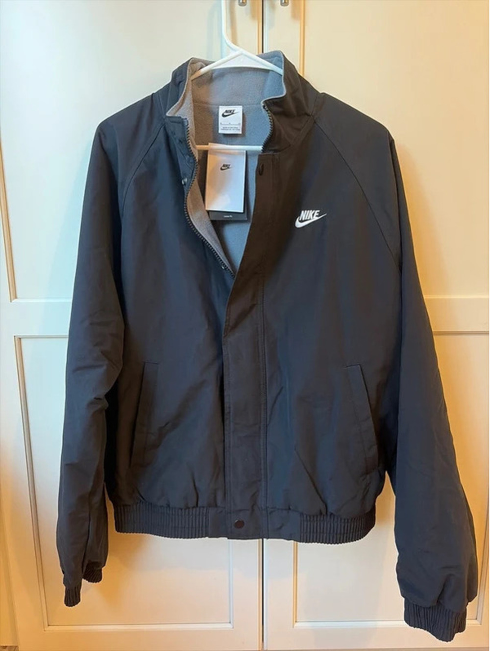 Nike men’s club Futura jacket men’s small black and gray fleece inside
